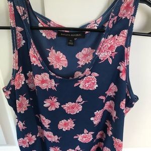 Banana Republic Flower Tank